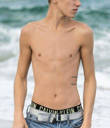 Hot and horny 5f6fd4b4d559b.jpg