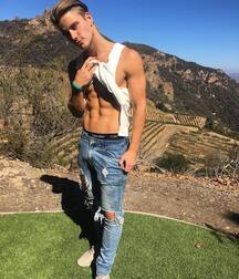 I like denim 5f6fd76f17375.jpg