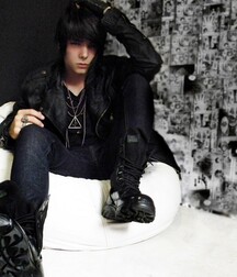 Smooth leatherwear 5f6fee8da95ea.jpg