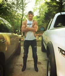 Loving men in boots 5f6ff12ff2ae6.jpg