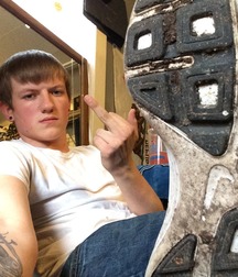 Worship guys feet  5f71f6769ceb1.jpg