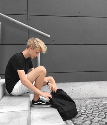 Blond is sexy 5f74ab9eac98d.jpg
