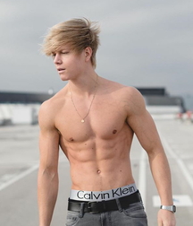 Blond is sexy 5f74abf1388f2.jpg