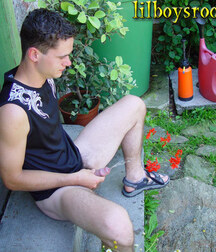 Kinky boys 5f74eb9fd0e10.jpg