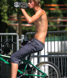 Sports boys 5f74f7333f5e5.jpg