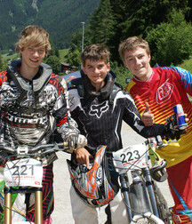 Sports boys 5f74f735b0e63.jpg