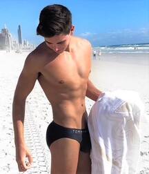 Swimmers and speedoboys 5f75d9de4aee0.jpg