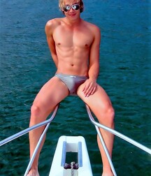 Swimmers and speedoboys 5f75dabb6a922.jpg