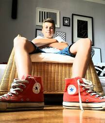Youngsters cool and sexy 5f75db78dbc91.jpg