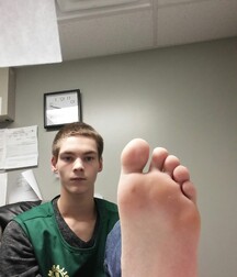Smooth and smelly soles 5f7643abe0319.jpg