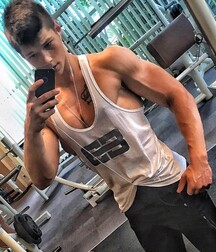 Guys show their muscles 5f764ee077f11.jpg