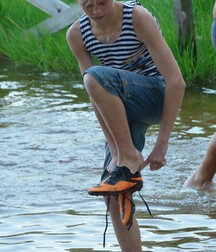 Barefoot boys 5f777c0aa8bc8.jpg