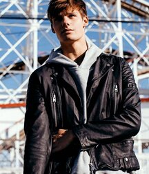 Leather is cool 5f777f2adc0a6.jpg