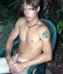 Boys for love 5f77b06c7cf81.jpg