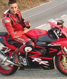 Motorbikers and racers 5f7890325b4c3.jpg