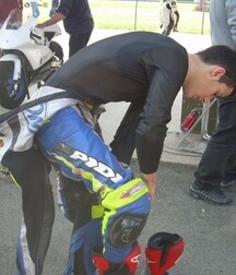 Motorbikers and racers 5f7890392101f.jpg