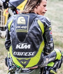Motorbikers and racers 5f789072c2ada.jpg