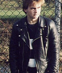 Cool in leather 5f79d28e64447.jpg