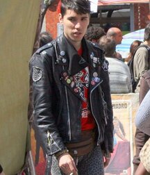 Cool in leather 5f79d2ac476d8.jpg