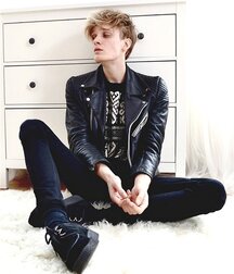 Cool in leather 5f79d2b373ede.jpg
