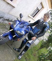 Biker boys 5f79d5f6e1941.jpg