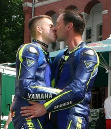 Biker boys 5f79d5fadf446.jpg