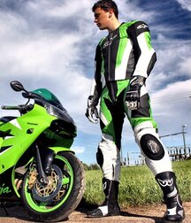 Biker boys 5f79d618e460e.jpg