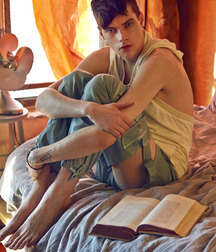 Barefoot dutch hotties 5f79d884840d5.jpg