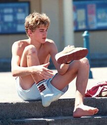 Barefoot dutch hotties