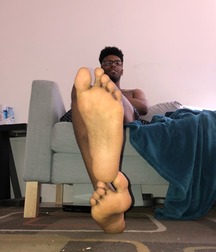 Sweaty boyfeet needs a tongue 5f7a05c93fc16.jpg