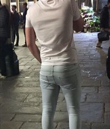 Jeans and Denim 5f7a56240c7d8.jpg