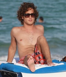 Barefoot jocks 5f7b2c734fad8.jpg