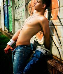 Beautiful guys and hotties 5f7ca9d144c28.jpg