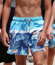 Beautiful boys feet 5f7f2849dc015.jpg