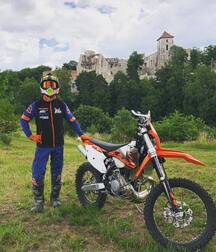 Bikers and Cross dudes 5f7f39471bbcc.jpg