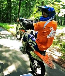 Bikers and Cross dudes 5f7f3958e2e65.jpg