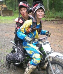 Bikers and Cross dudes 5f7f3975be5b5.jpg