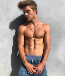 Gorgeous bodies 5f80a6c8c3216.png