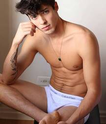 Gorgeous bodies 5f80a6f8eb47d.jpg