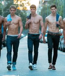 Gorgeous bodies 5f80a70049c84.jpg