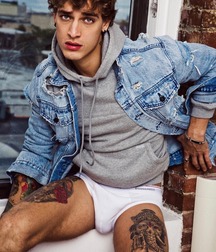 Guys in undies 5f80b242b51a3.jpg