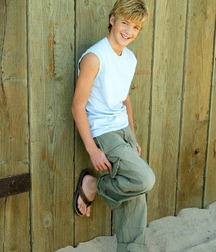 Love sucking the twinks toes 5f80b67f7a675.jpg