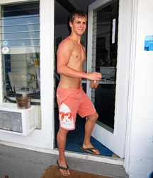 Love sucking the twinks toes 5f80b688d3e82.jpg