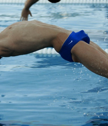 Swimmers and divers 5f81d276f3d56.jpg