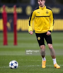 Cute soccer boys 5f835c8e0dac3.jpg