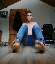 Barefoot males 5f849a2ba277d.png