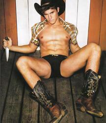 Leather and boots 5f84b8785c2d9.jpg