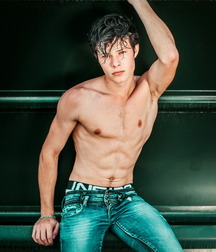 Skinny jeans 5f88a0c580c23.jpg