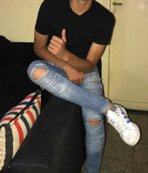 Skinny jeans 5f88a100c344c.png