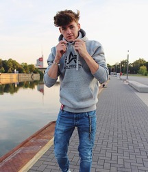 Skinny jeans 5f88a122dc74d.jpg